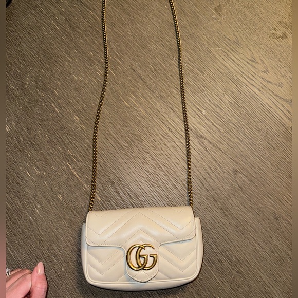 Gucci Marmont super mini bag authentic. Like new. No visible wear - Picture 5 of 12